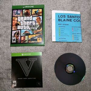Grand Theft Auto GTA V Xbox One CIB (Microsoft Xbox One) Complete w Map & Manual